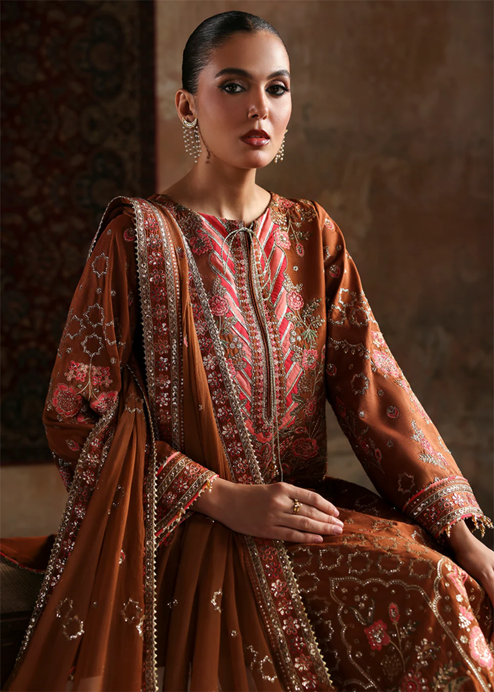 Afsana e Silk Formals '25 by Emaan Adeel | AARZO - Image 5