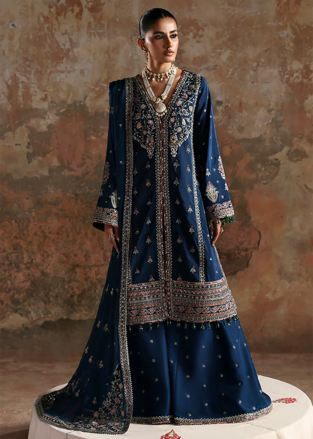 Afsana e Silk Formals '25 by Emaan Adeel | AFSAR