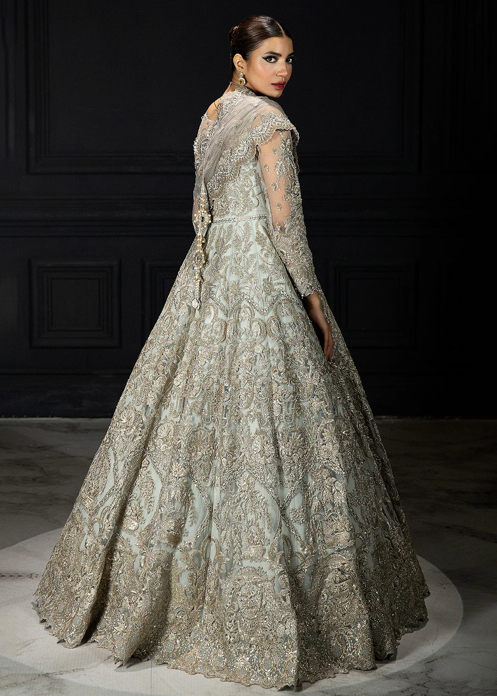Andaaz-E-Khaas Bridal Formals 2023 by Imrozia | IB-48 Jaeda - Image 3