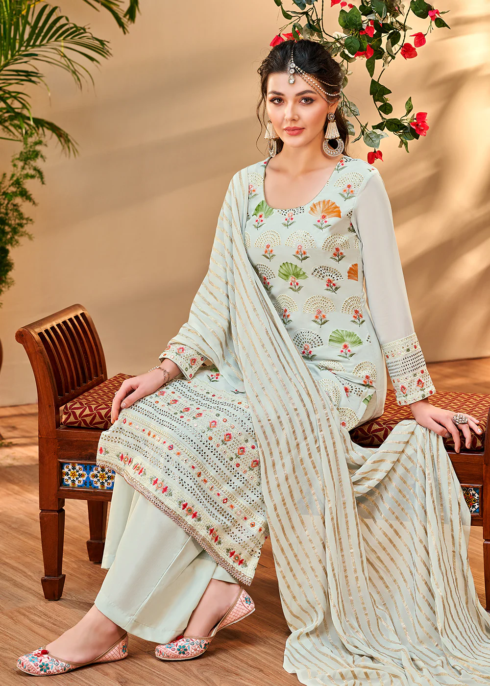 Aristocratic Off White Georgette Embroidered Salwar Kurta Set - Image 3