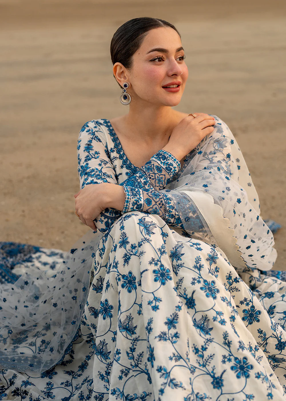 Aya Luxury Lawn '26 by Faiza Saqlain | Jehona - Image 2