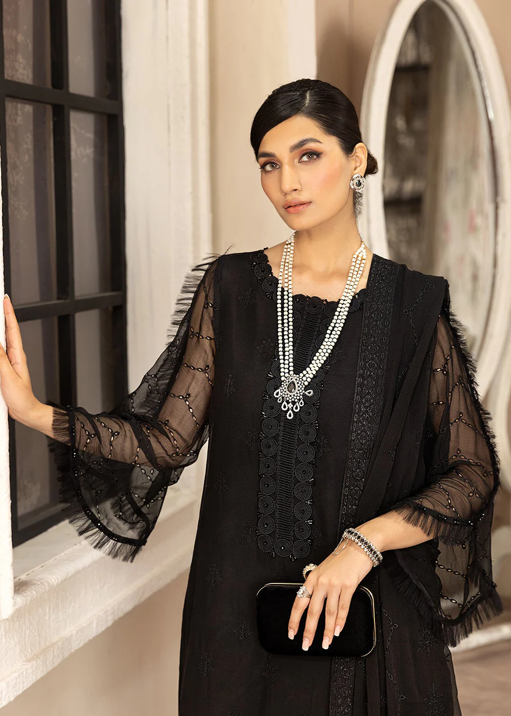 Black Formal Suit - Alizeh - Dhaagay Formals '23 - V02D10 - Anita - Image 5
