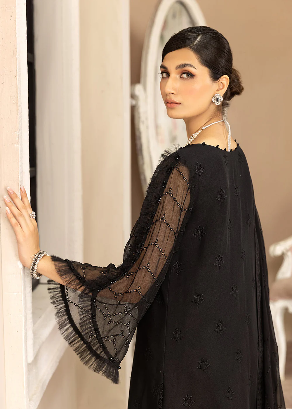 Black Formal Suit - Alizeh - Dhaagay Formals '23 - V02D10 - Anita - Image 7