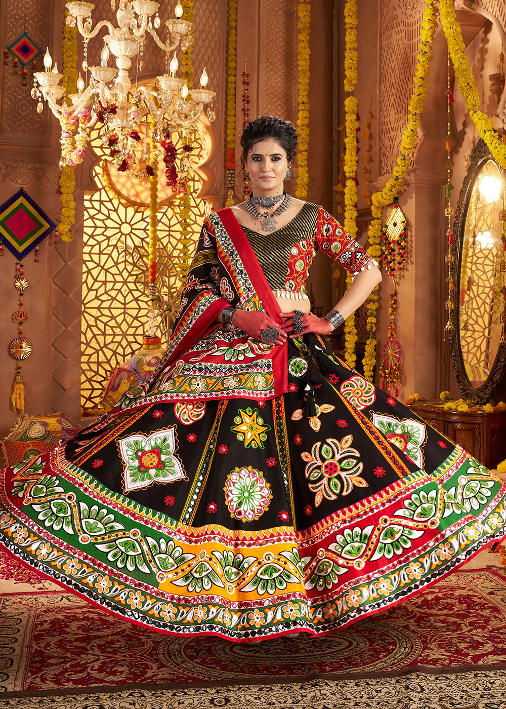 Black Organic Cotton Navratri Wear Chaniya Choli - Image 4
