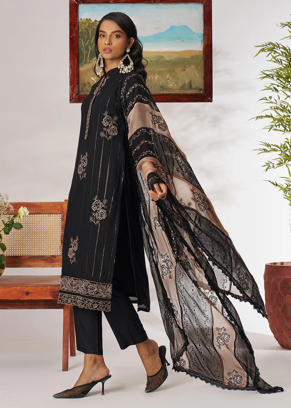 Black Pure Organza Embroidered Pant Style Salwar Suit - Image 4
