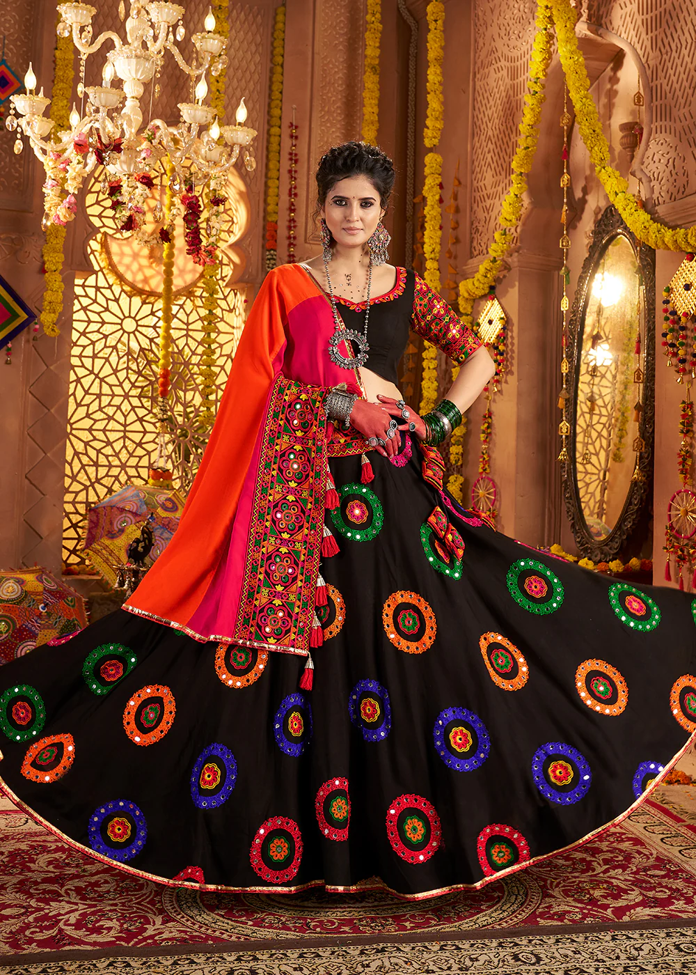 Black Viscose Cotton Chaniya Choli for Navratri Festival - Image 3
