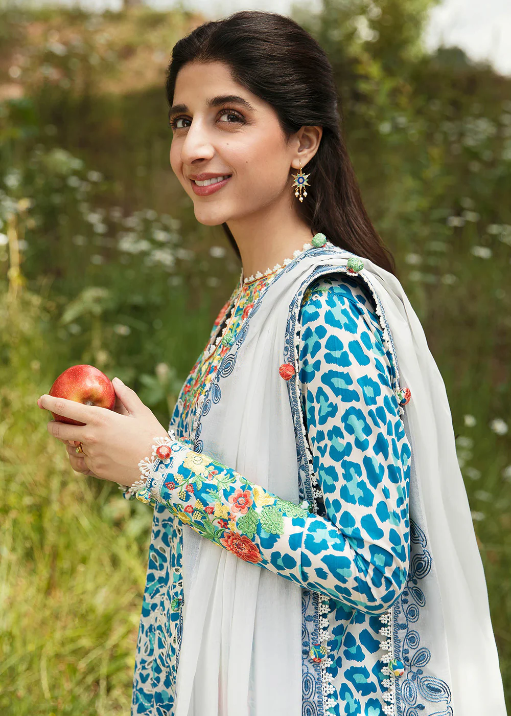 Blue Luxury Lawn Suit | Zaha | Festive Lawn '23 | SELIN - ZF23-08 - Image 5