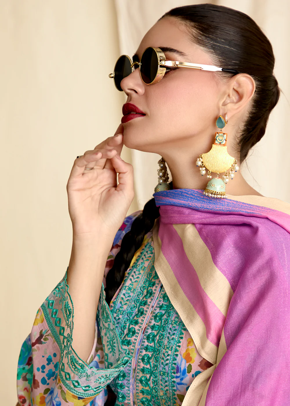 Blush Pink Pure Lawn Resham & Digital Printed Salwar Suit - Image 3