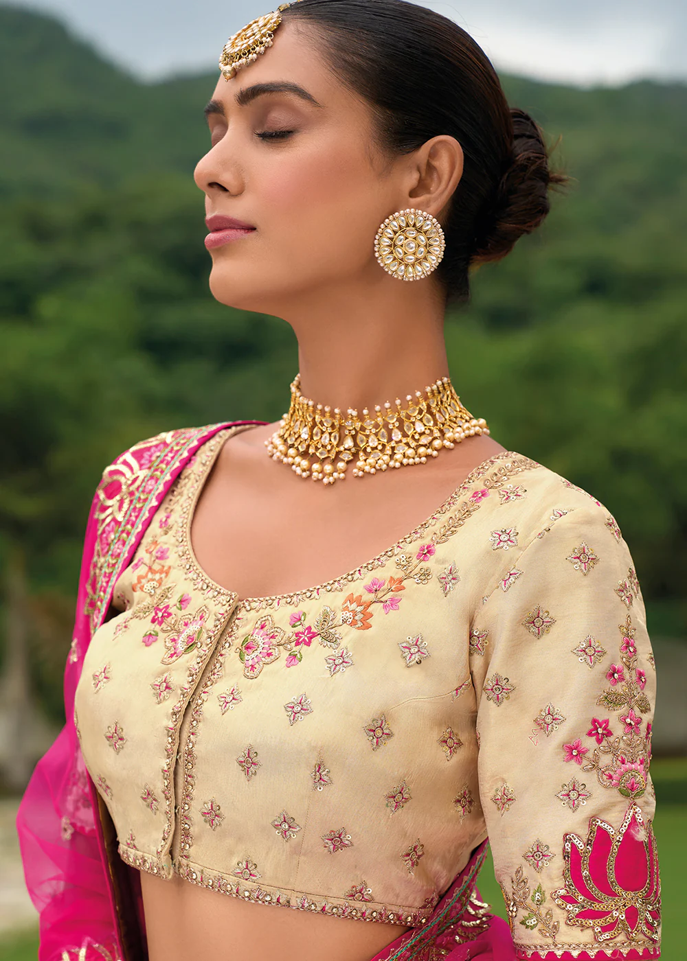 Bridal Cream Pink Heavy Embroidered Designer Lehenga Choli - Image 4