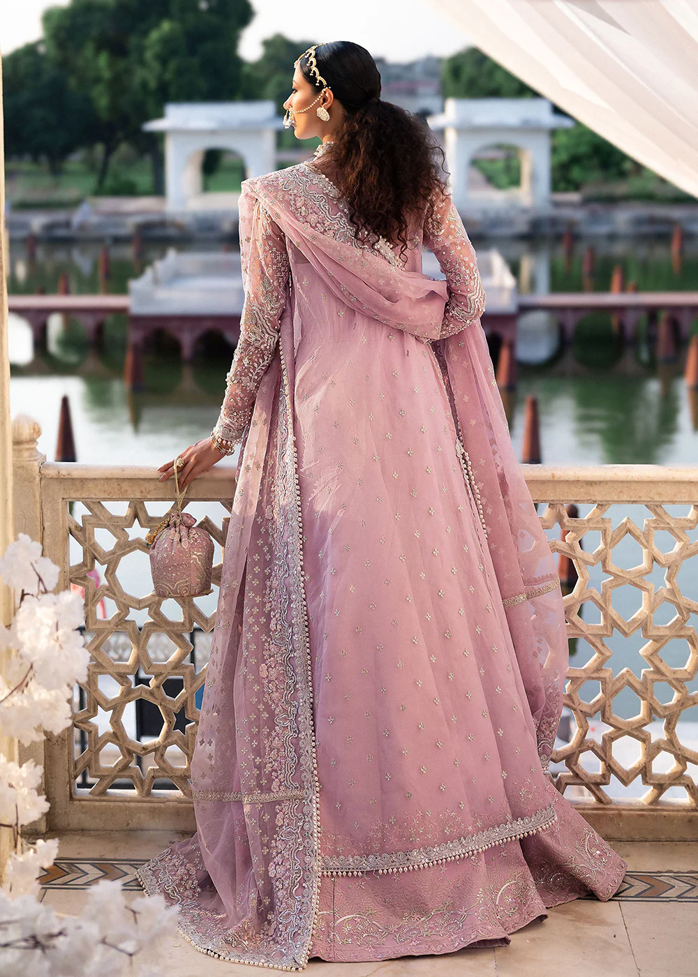 Brides Edition '24 by Sardinia | Jahaan Ara - Image 3