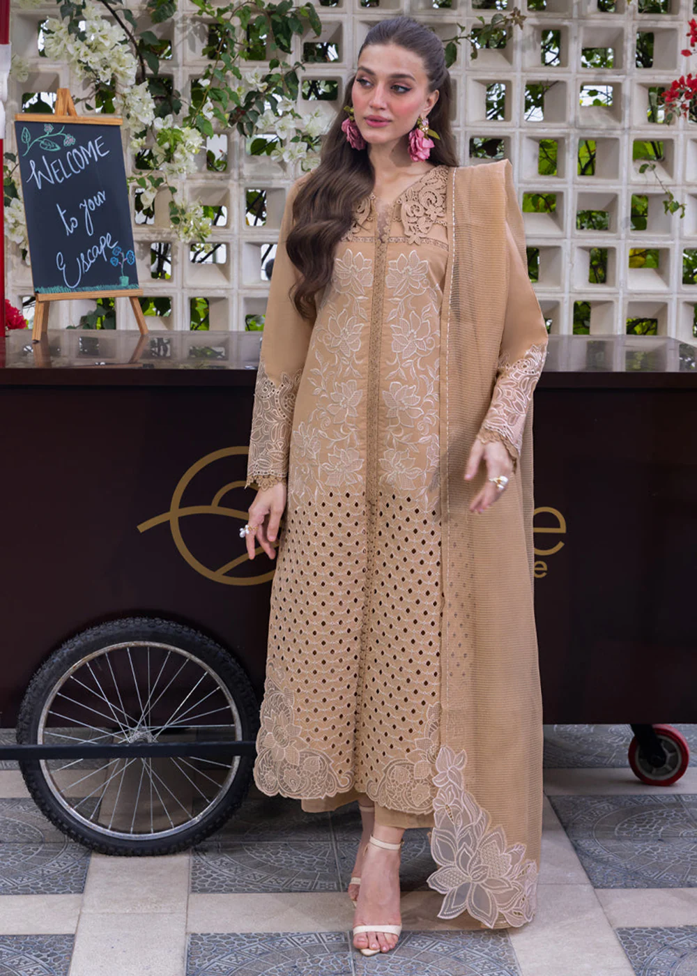 Carnation Luxury Festive Edit ’25 by Rang Rasiya | Kaia - Image 4