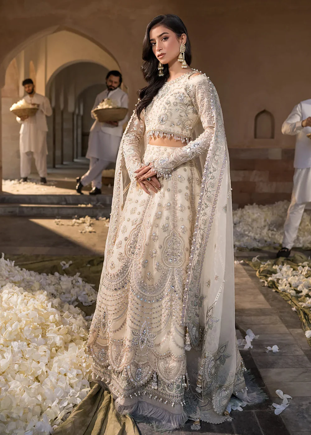 Celebrations Formals Collection '24 by Elaf | EFH-05 PARIZAAD - Image 8