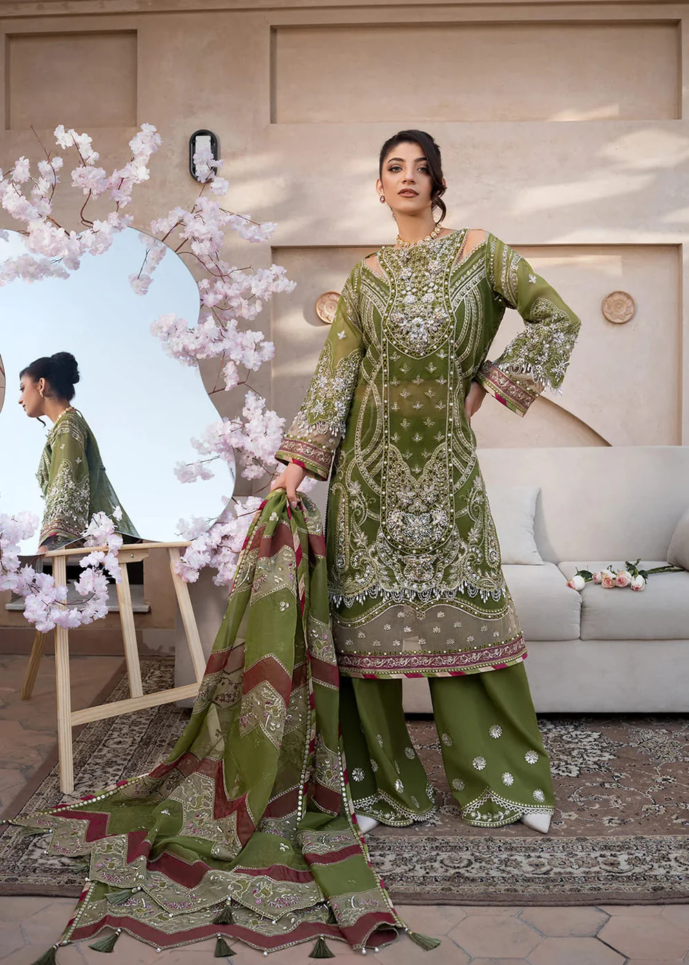 Celebrations Formals Collection '24 by Elaf | EFH-08 PARWAANA - Image 4
