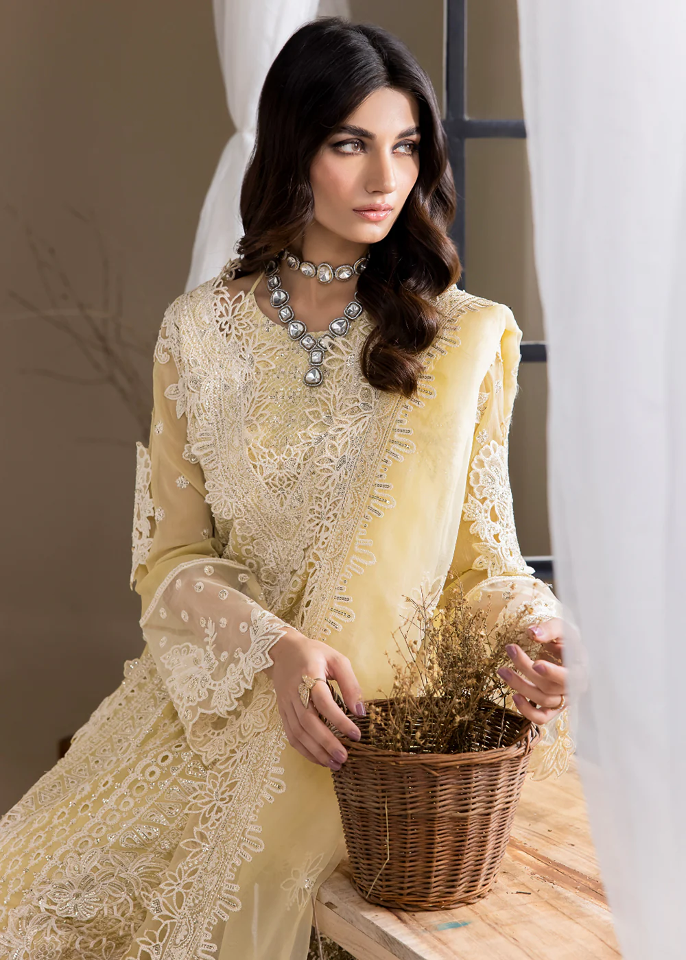 Chinnon Chifffon 2023 by Iznik | CC-23 - DELILAH - Image 2
