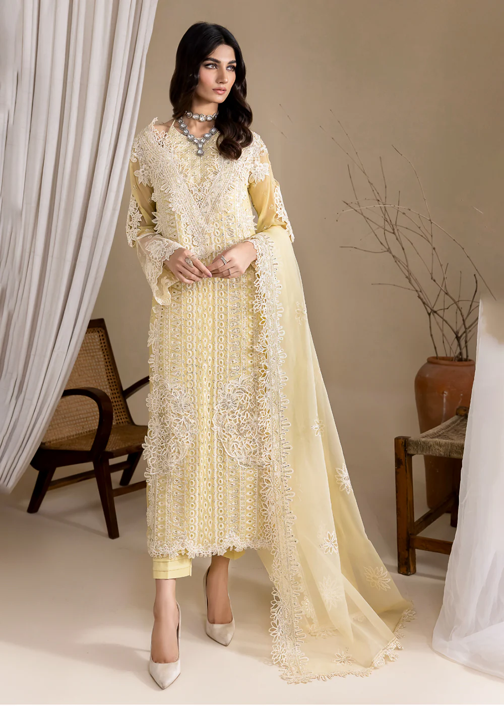 Chinnon Chifffon 2023 by Iznik | CC-23 - DELILAH - Image 5