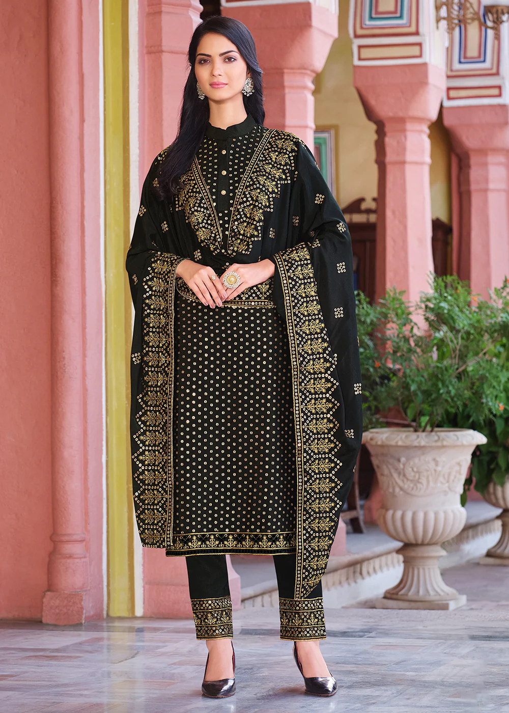 Classic Black Pakistani Pant Style Chinnon Salwar Suit - Image 3