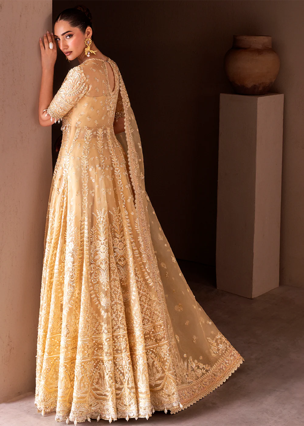 Clay & Couture Wedding Formals '25 by Emaan Adeel | SEREN - Image 5