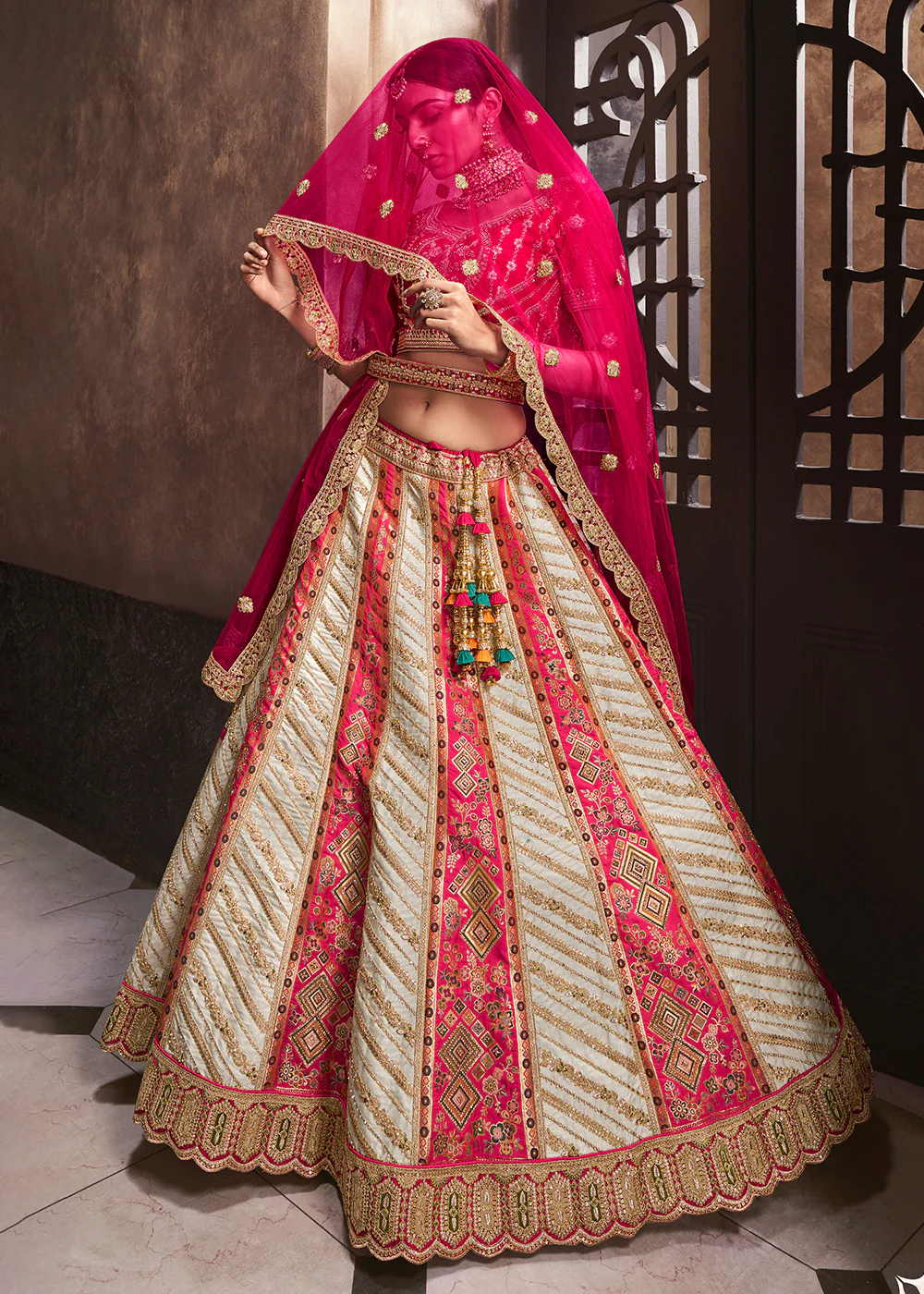 Cream & Pink Banarasi Silk Bridal Designer Lehenga Choli - Image 5