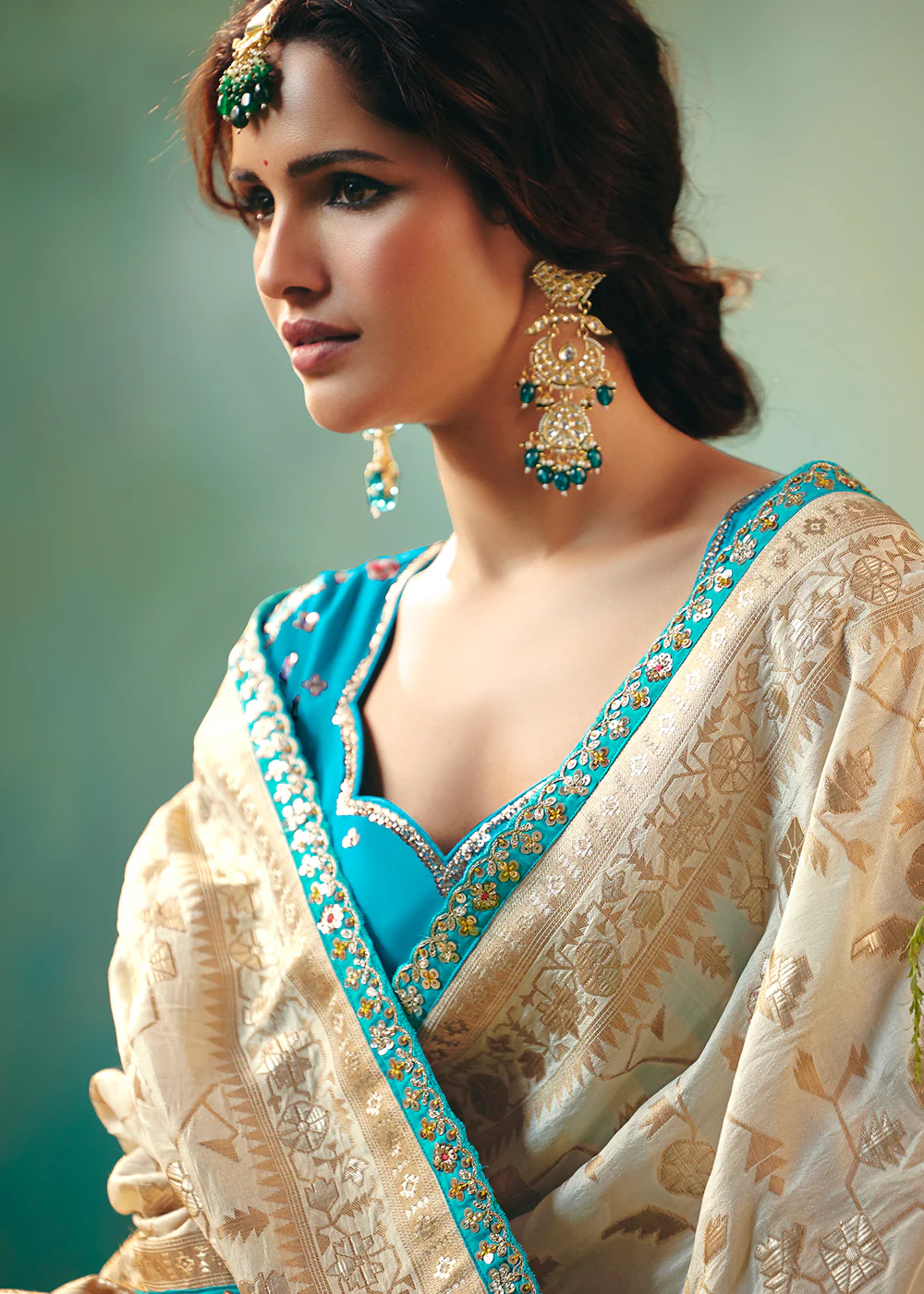 Cream Premium Dola Viscose Silk Wedding Wear Saree - Image 2