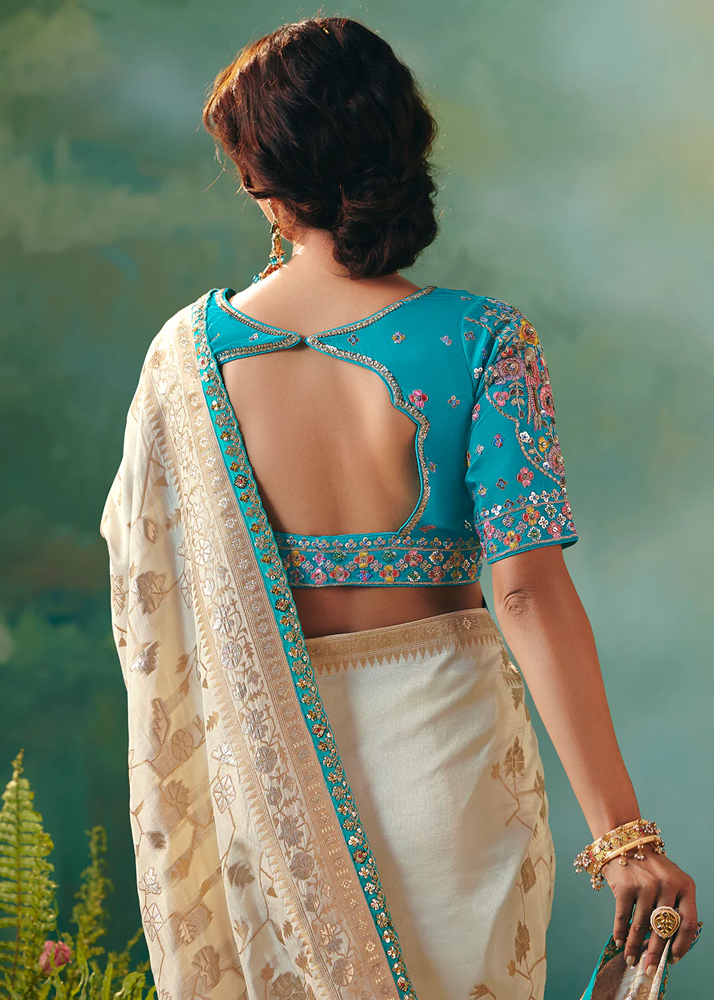 Cream Premium Dola Viscose Silk Wedding Wear Saree - Image 3