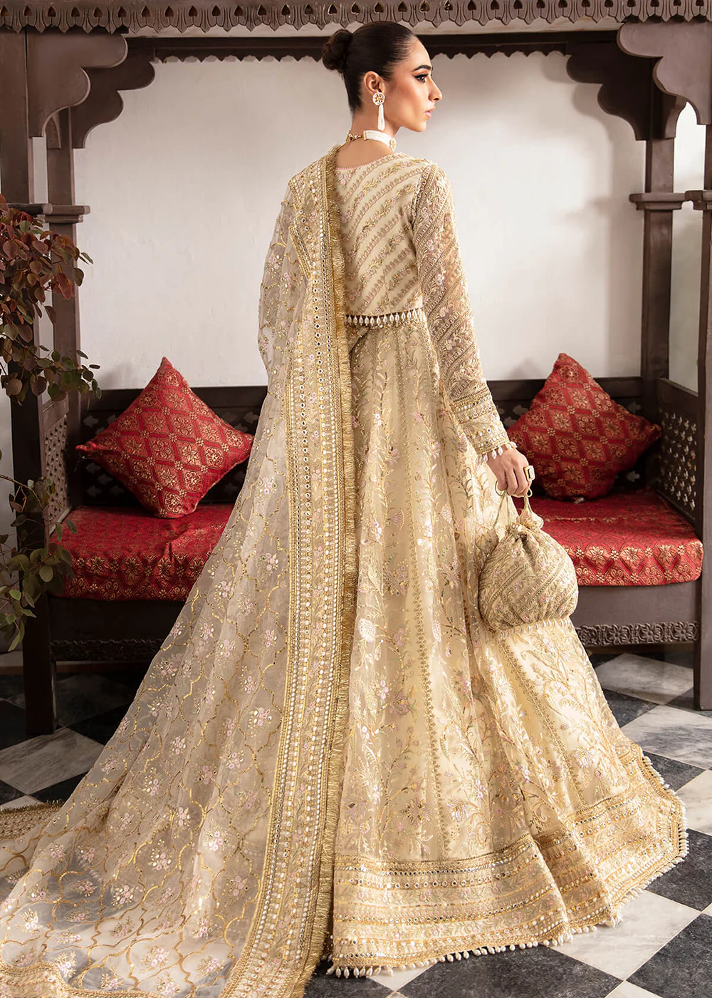 Dastaan Bridal 2023 by Imrozia Premium | IB-37 Anah - Image 3