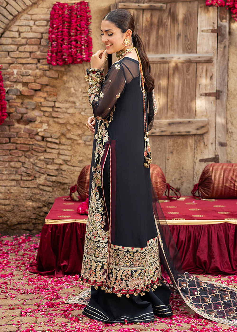 Dastaan Luxury Formals '25 by Jade | DLF-20856 - Image 3