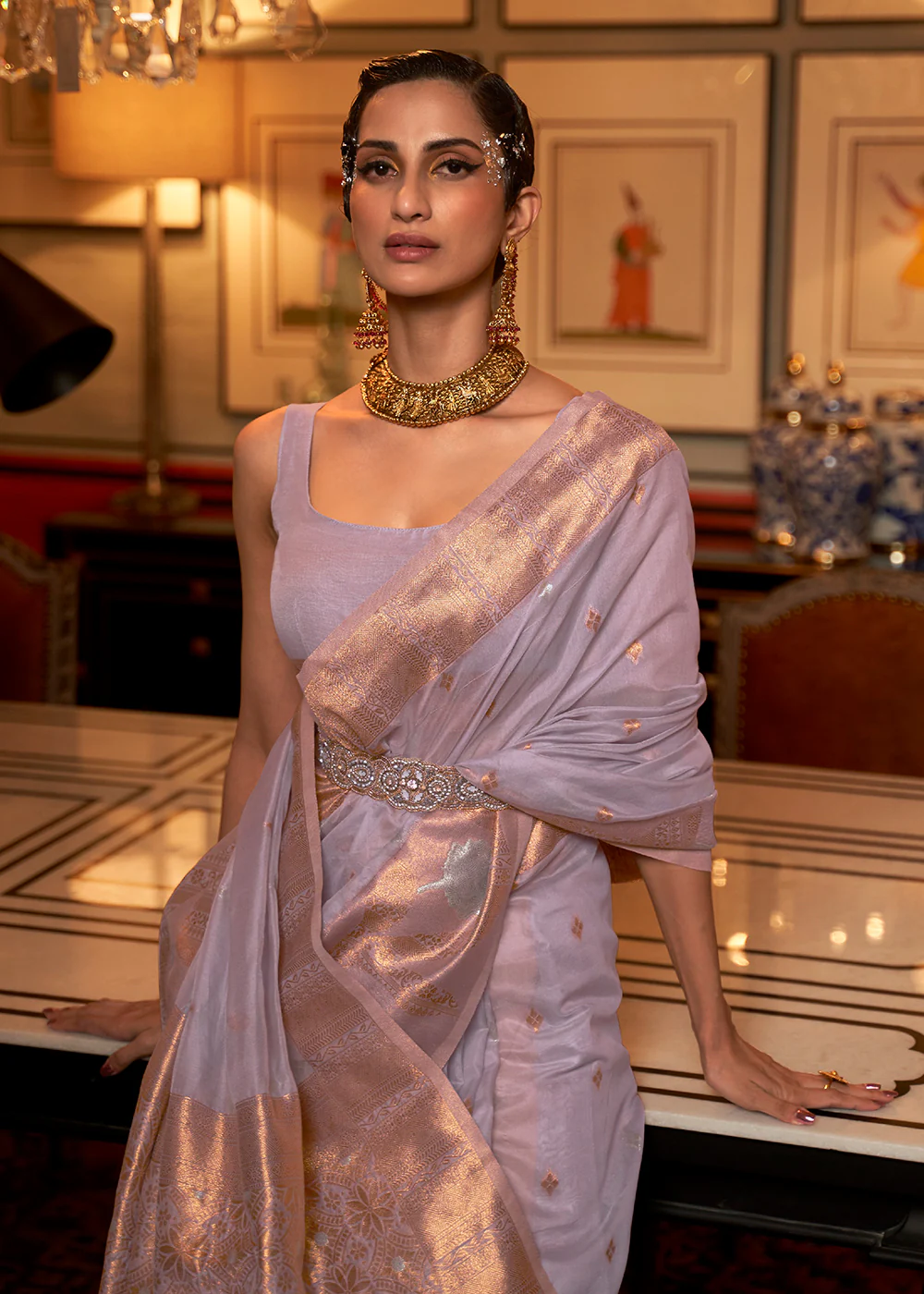 Desert Mauve Blended Woven Zari Organza Silk Saree - Image 2