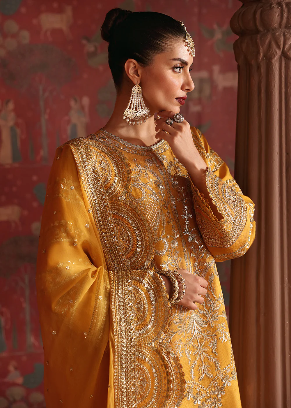 Divani The Silk Edit 2023 by Afrozeh | Shama - Image 2