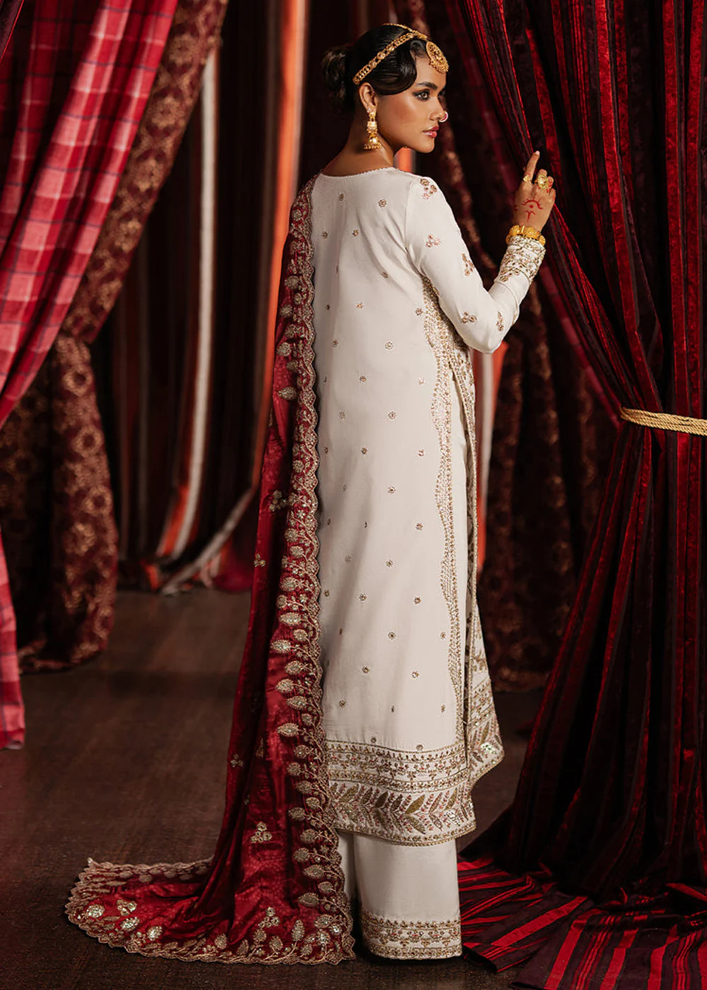 Divani The Silk Wedding Edit '25 by Afrozeh | Khuld - Image 3