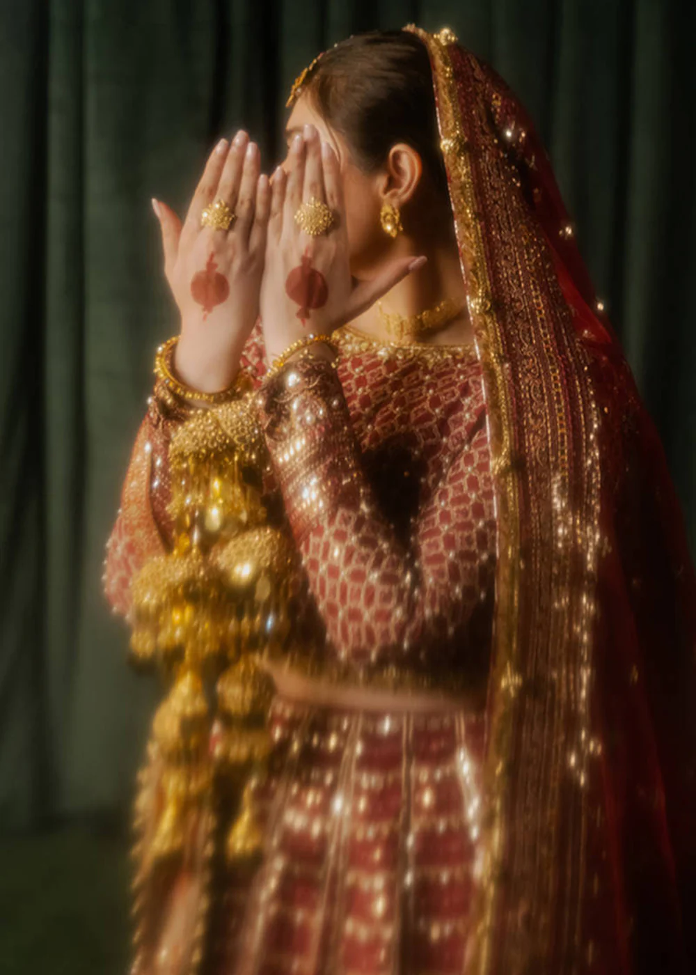 Dur E Nayab Luxury Wedding Formals '24 by MNR | BIA - Image 8