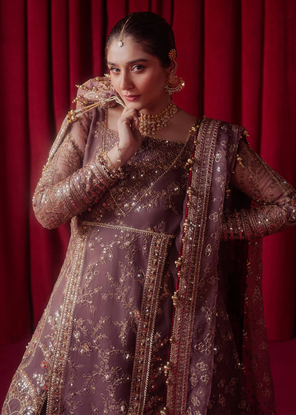 Dur E Nayab Luxury Wedding Formals '24 by MNR | DIL NASHEEN - Image 11