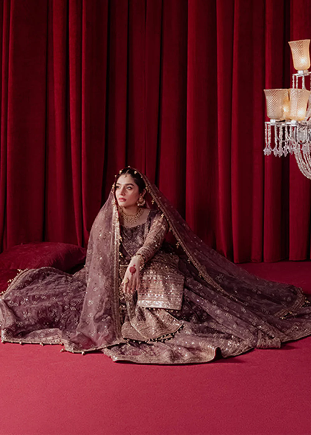 Dur E Nayab Luxury Wedding Formals '24 by MNR | DIL NASHEEN - Image 5