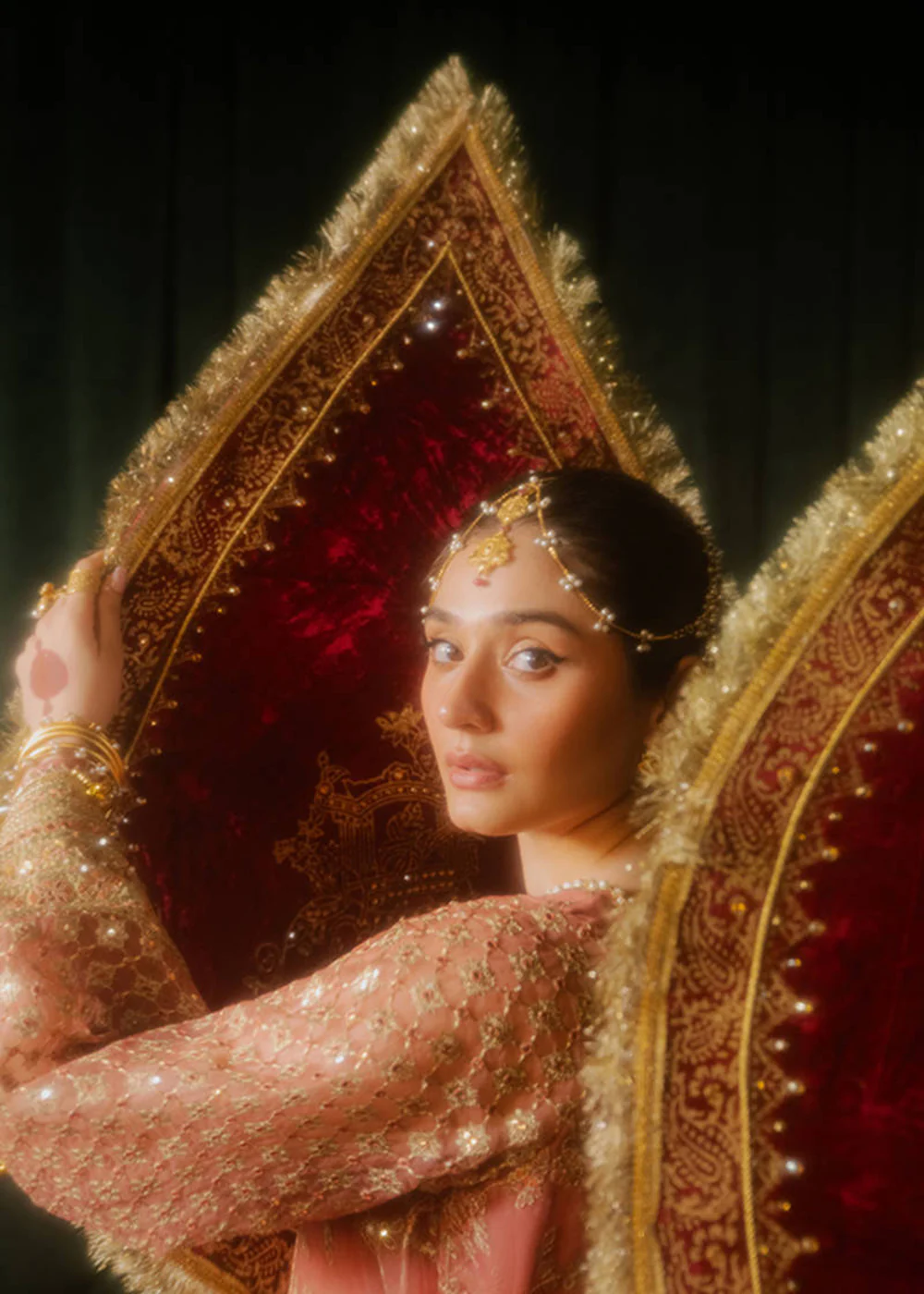 Dur E Nayab Luxury Wedding Formals '24 by MNR | GURIYA RANI - Image 4