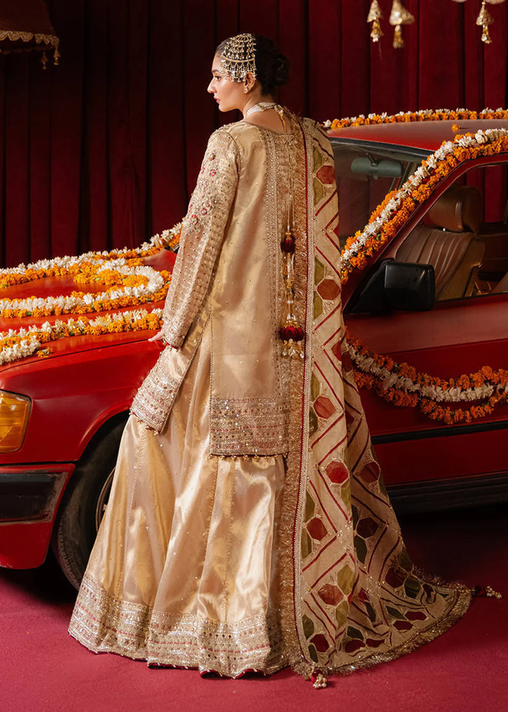 Dur E Nayab Luxury Wedding Formals '24 by MNR | KHUSHI - Image 3