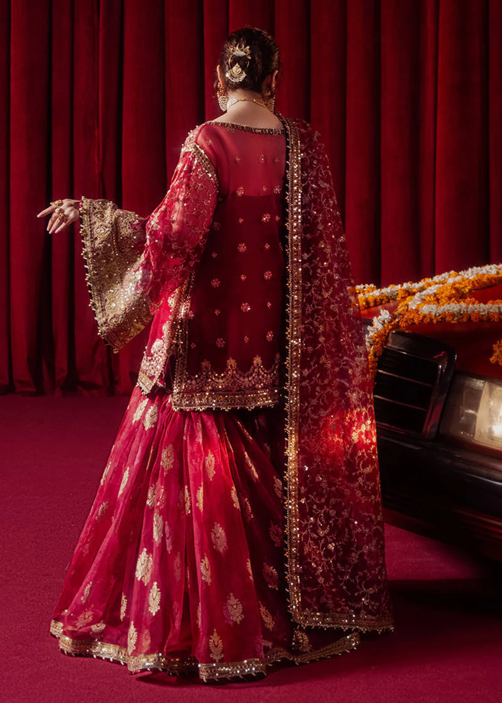 Dur E Nayab Luxury Wedding Formals '24 by MNR | LEELA - Image 3