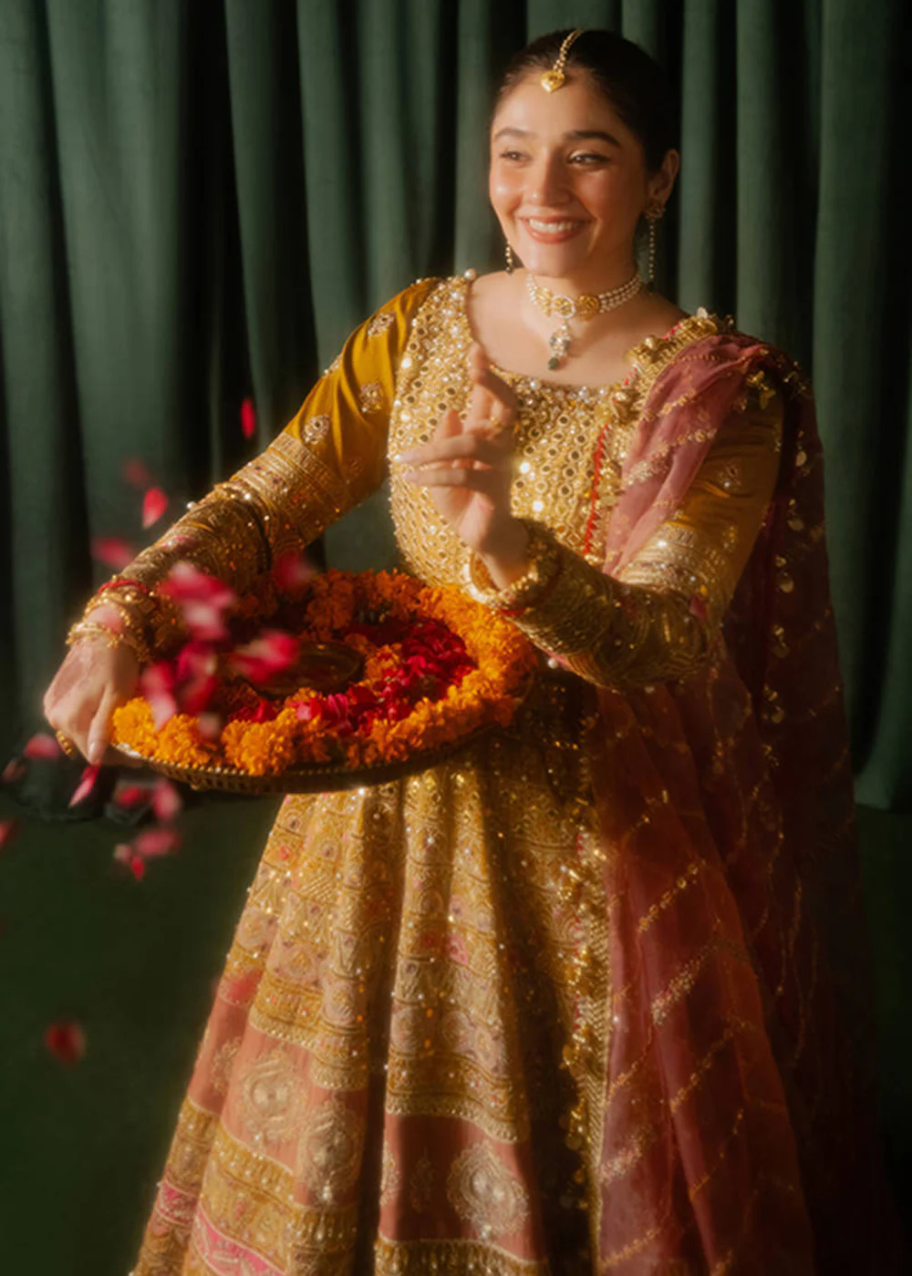 Dur E Nayab Luxury Wedding Formals '24 by MNR | MEHER - Image 6