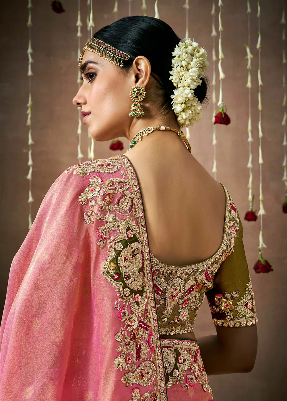 Dusty Pink Embroidered Silk Wedding Wear Saree - Image 3