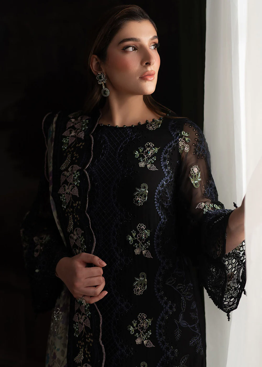 Elanora Embroidered Formals '25 by Nureh | NEL-71 - Image 5
