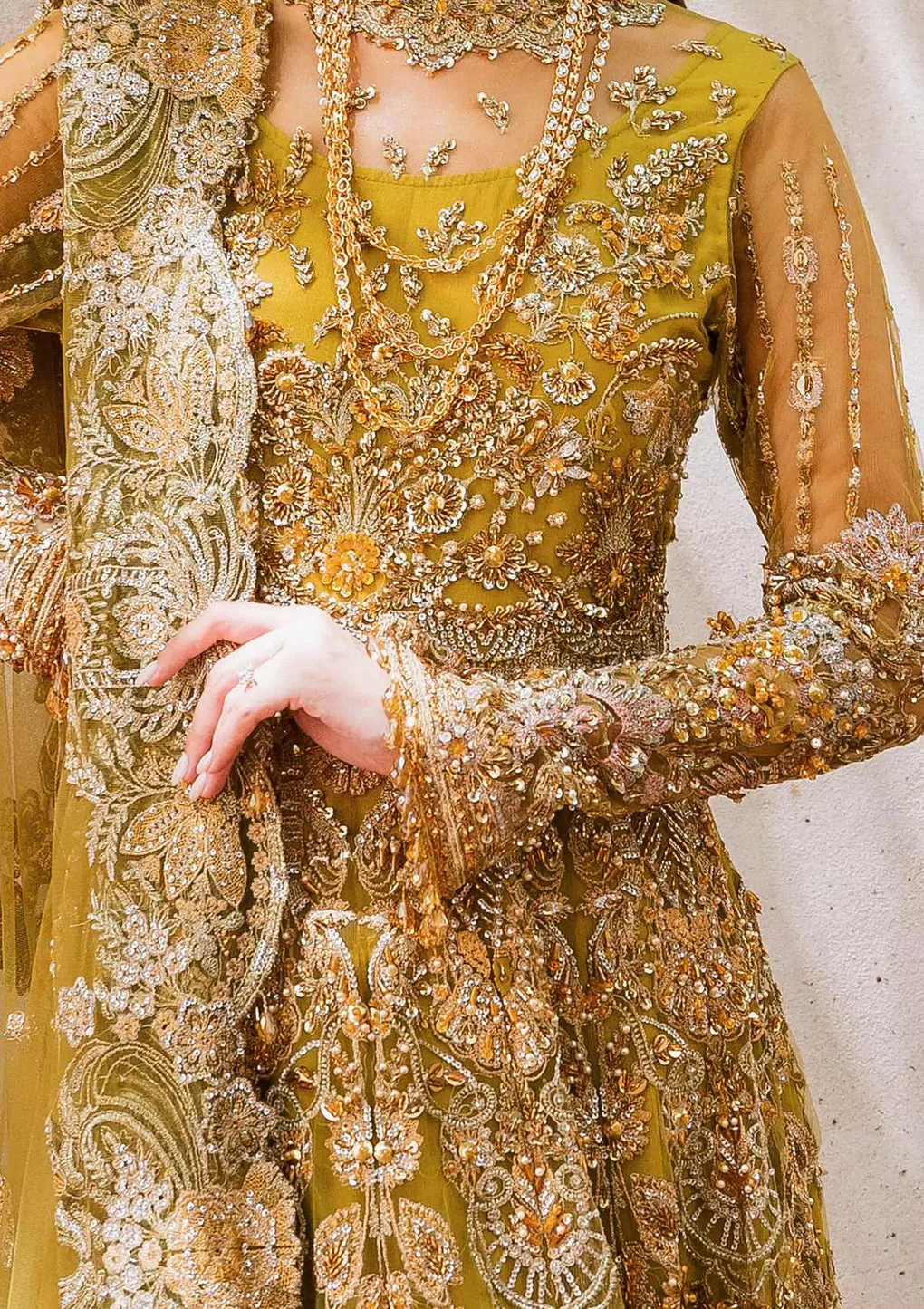 Evara Wedding 2023 by Elaf Premium | EEB-05 HENNA - Image 4