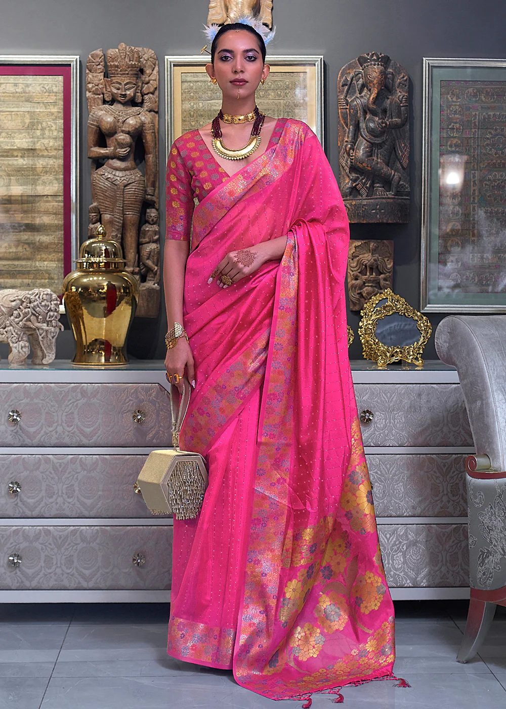 Festive Look Queen Pink Dual Tone Organza Silk Saree