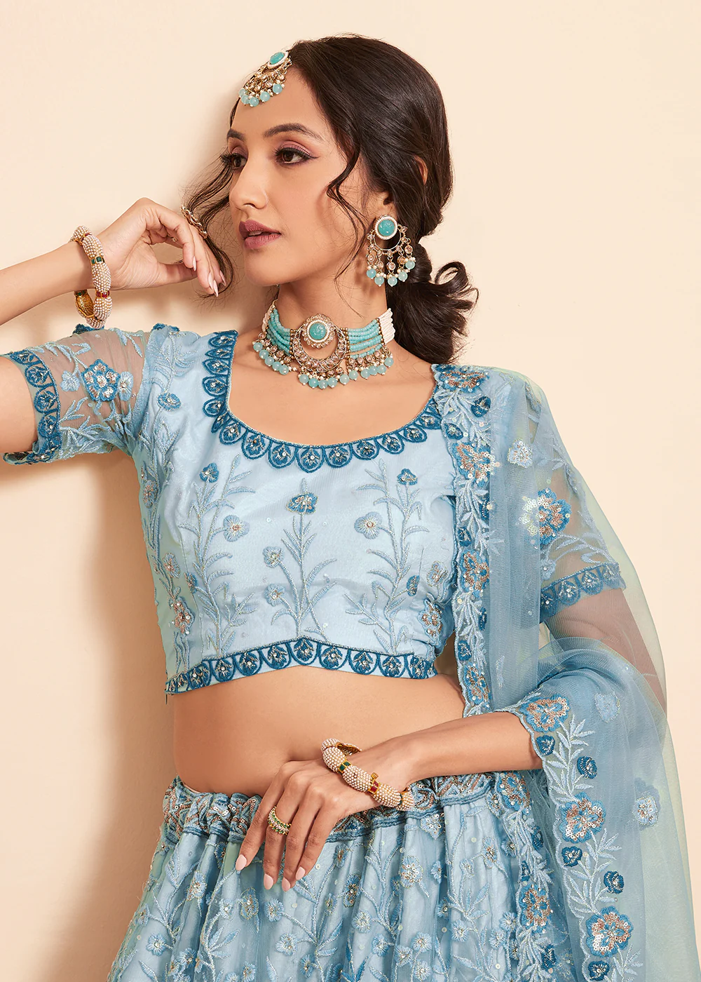 Firozi Blue Beautifully Heavy Embroidered Bridal Lehenga Choli - Image 5