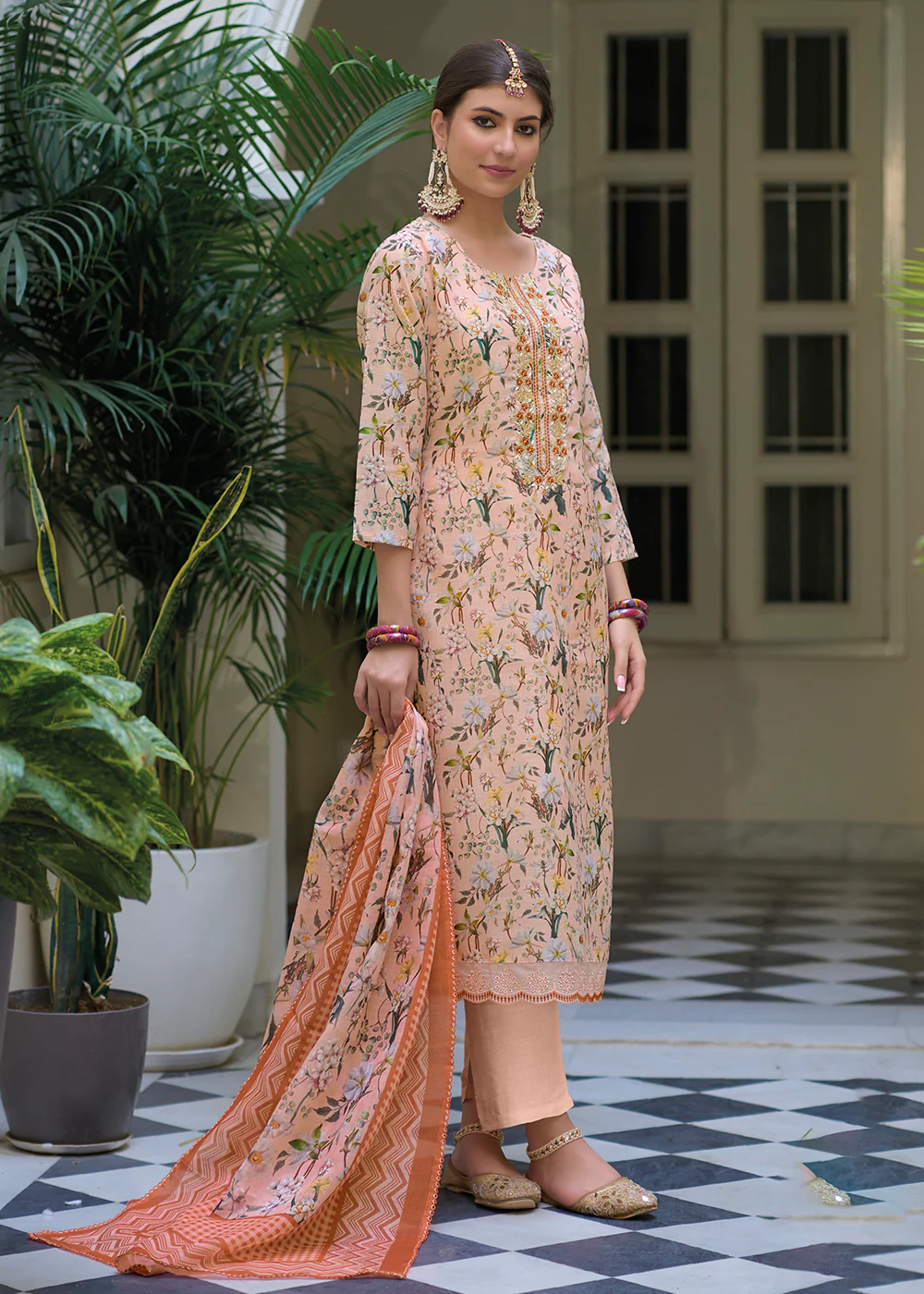 Gota Patti Embroidered Peach Lilen Ethnic Salwar Suit - Image 3