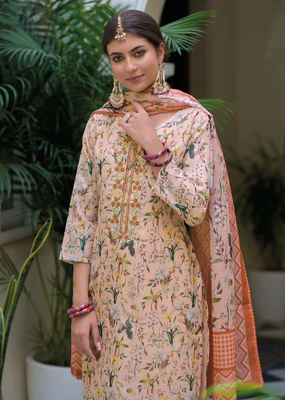 Gota Patti Embroidered Peach Lilen Ethnic Salwar Suit - Image 4