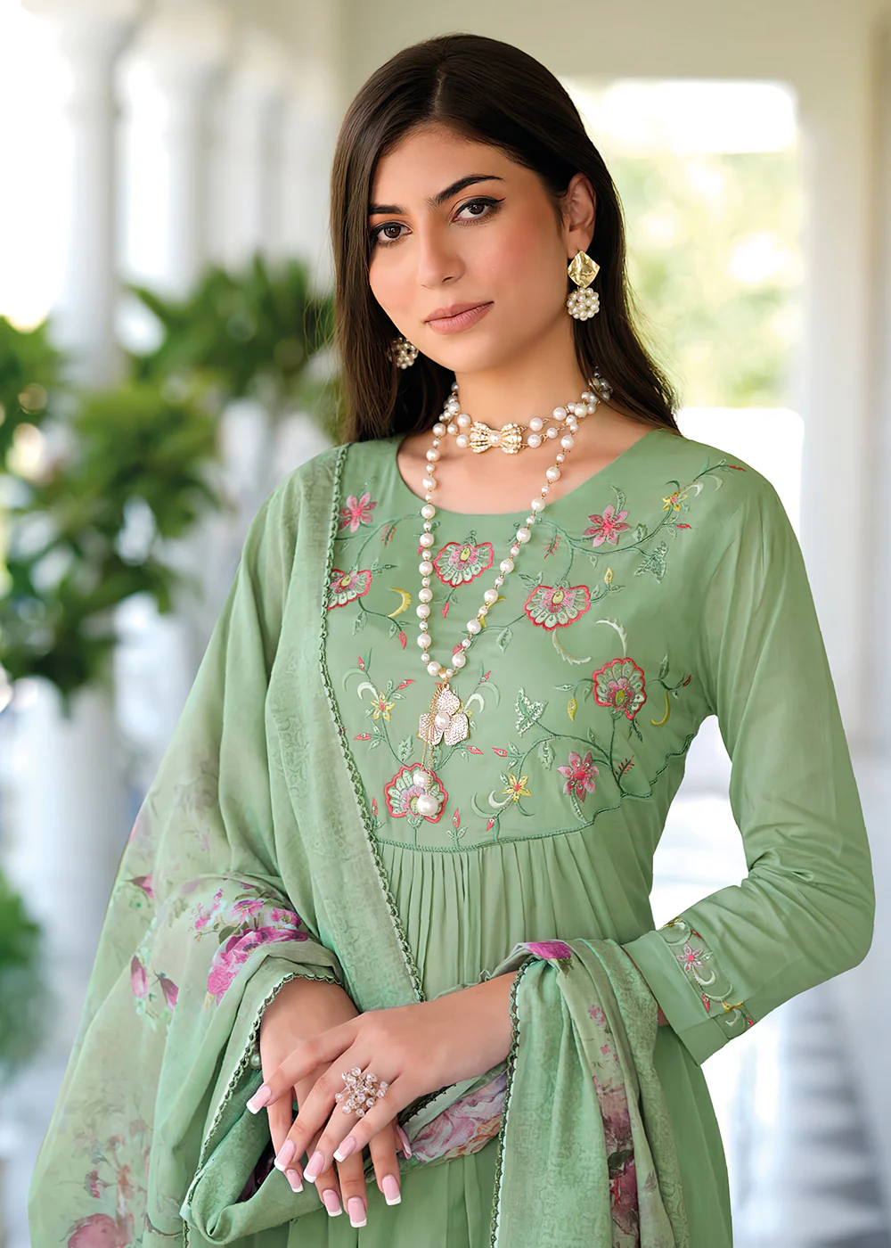 Graceful Green Mal Mal Cotton Casual Look Salwar Suit - Image 2