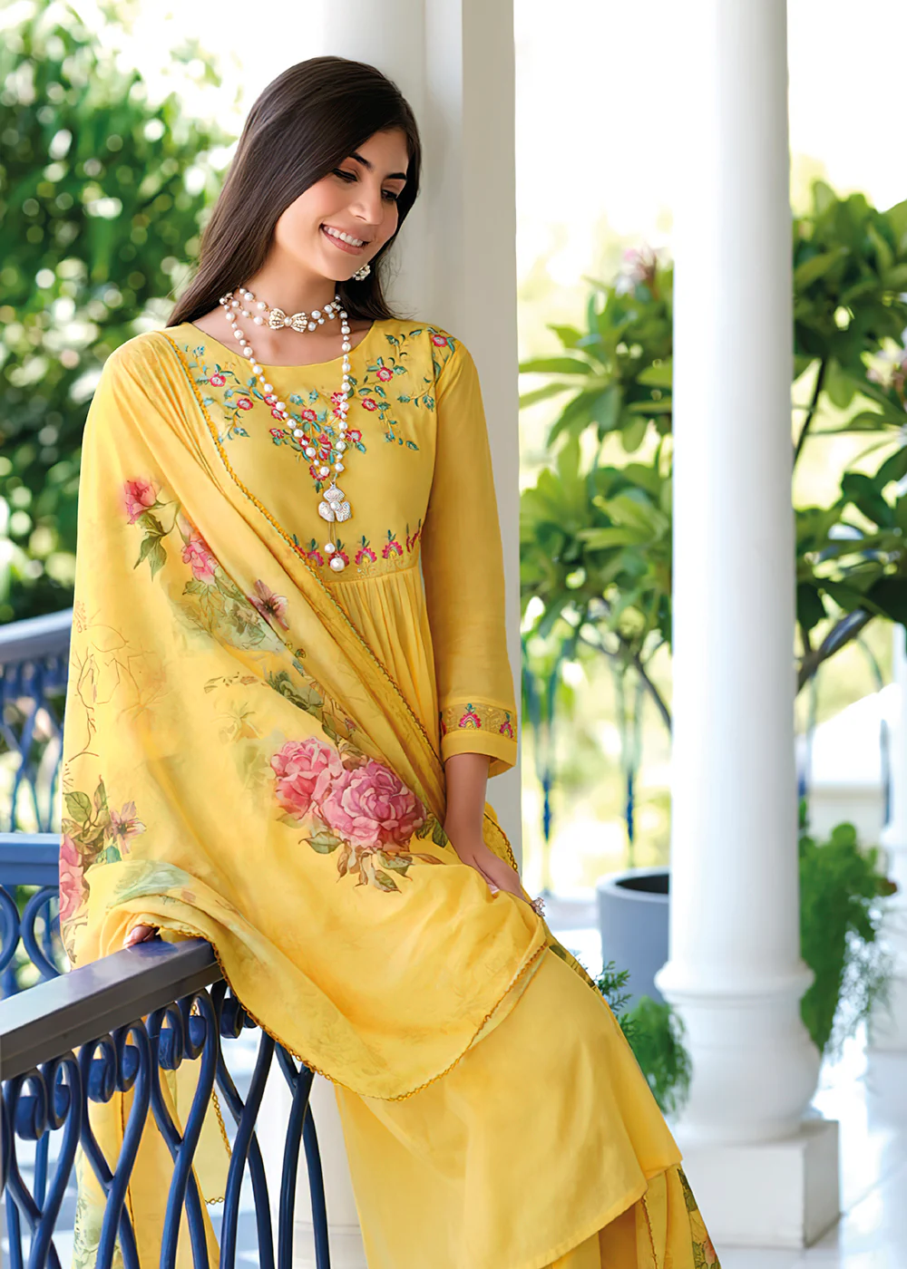 Graceful Yellow Mal Mal Cotton Casual Look Salwar Suit - Image 3