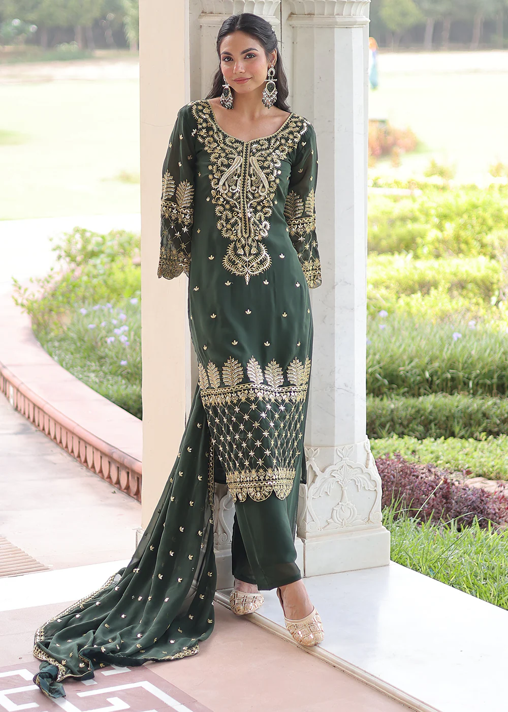 Green Blooming Silk Pakistani Style Salwar Suit - Image 4