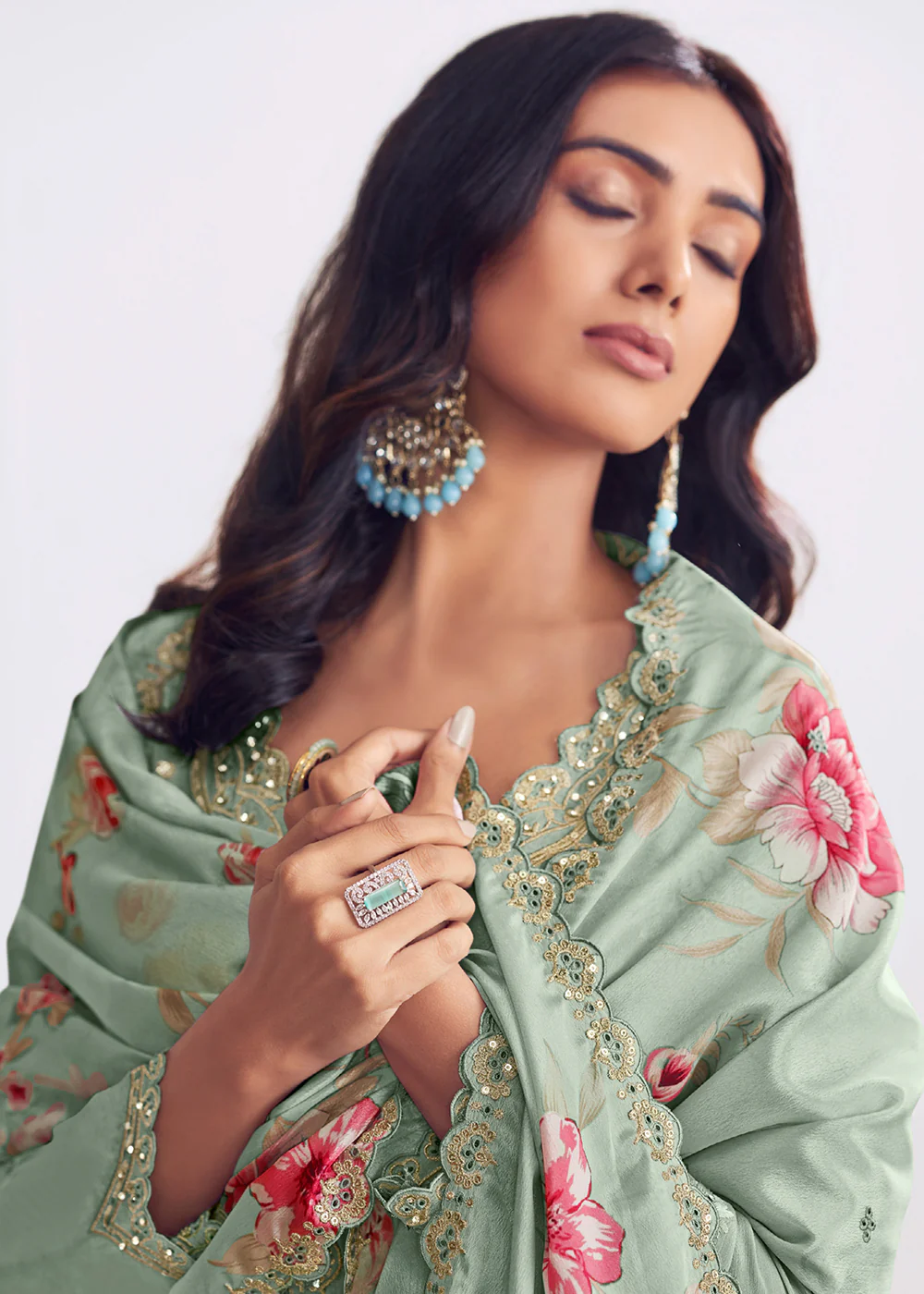 Green Chinnon Silk Thread & Mirror Palazzo Suit - Image 2
