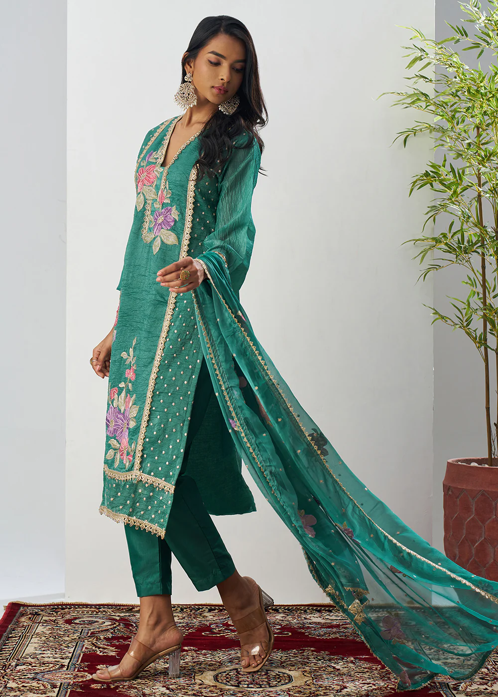 Green Fancy Crush Floral Straight Salwar Suit - Image 4