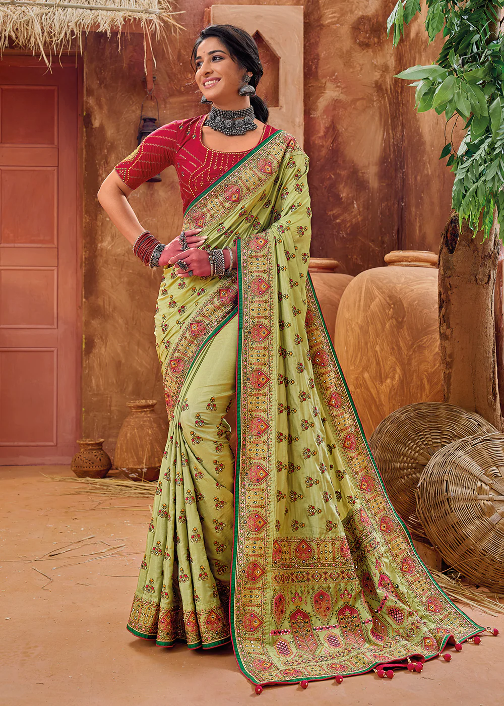 Green Kachhi & Mirror Work Traditional Banarasi Saree