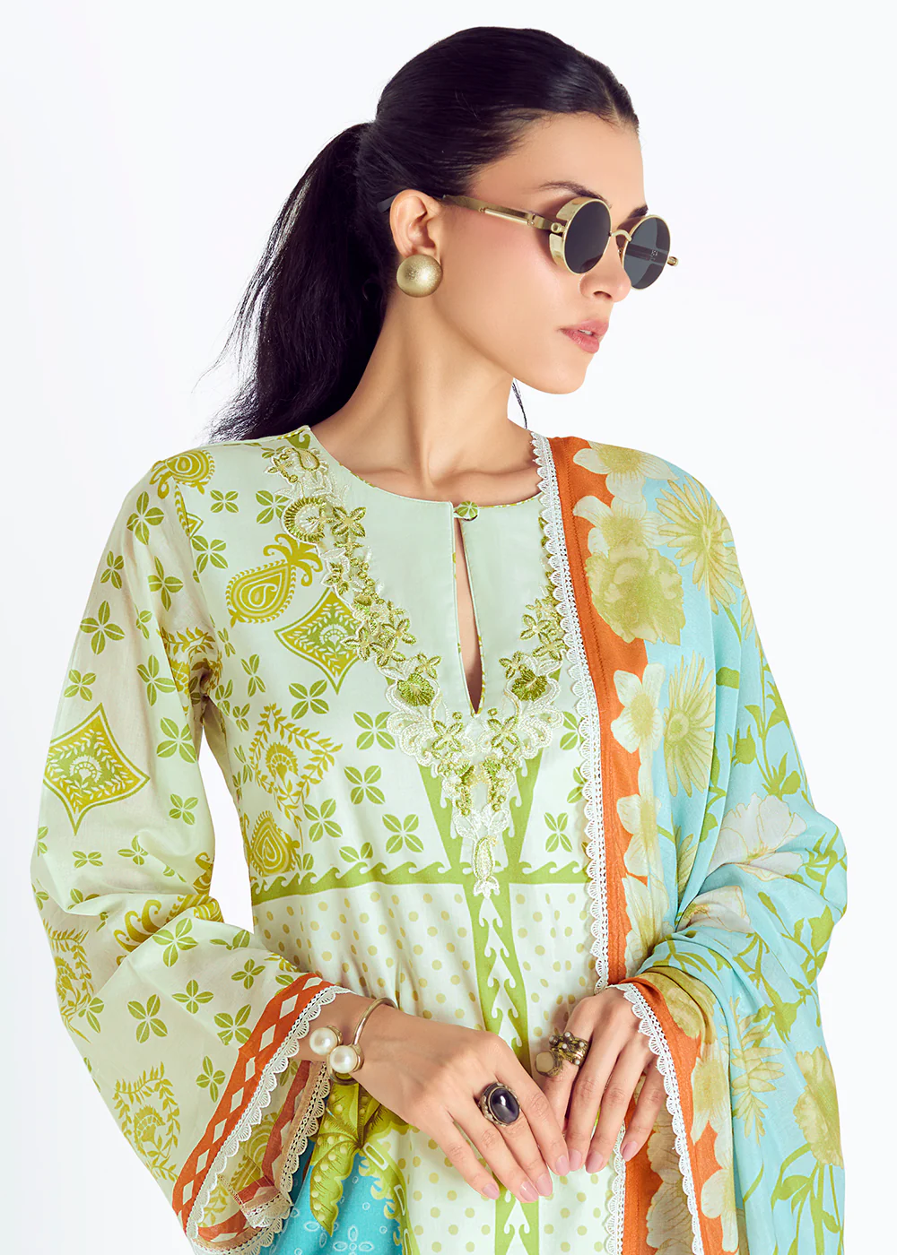 Green Lawn Cotton Printed Trendy Salwar Suit - Image 2